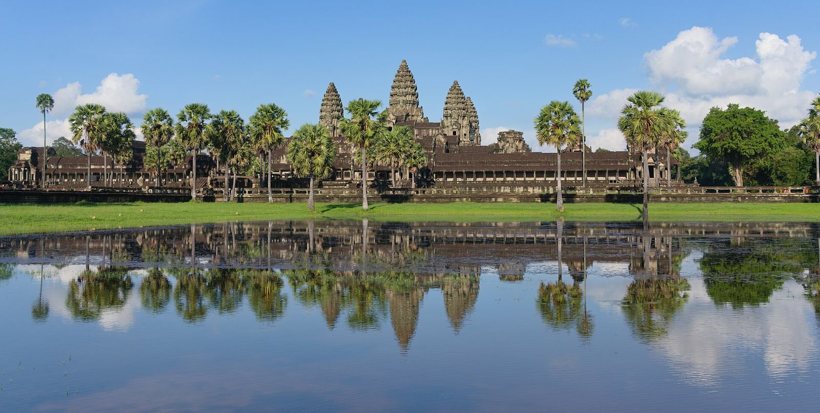 Photo representing Apsara Angkor, a pharmacy in Siemreap province, Cambodia